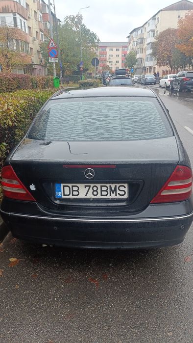 Vind masină Mercedes