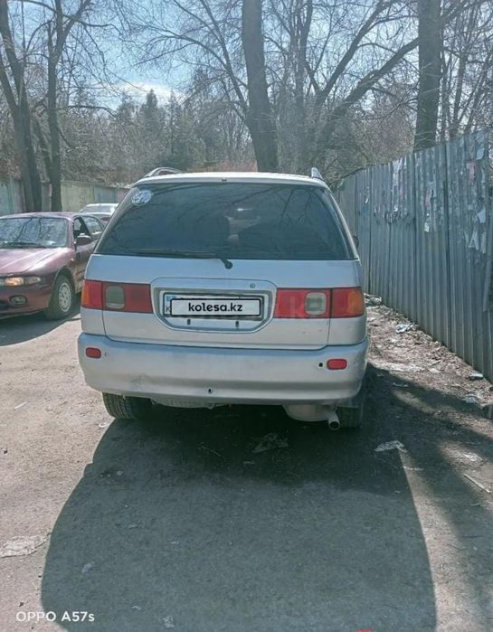 Продам машину Ипсум в хорошем состоянии