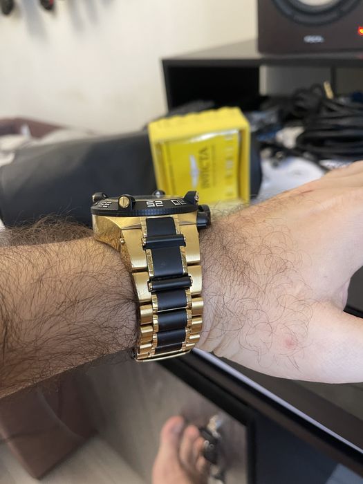 INVICTA в идеальном состоянии!