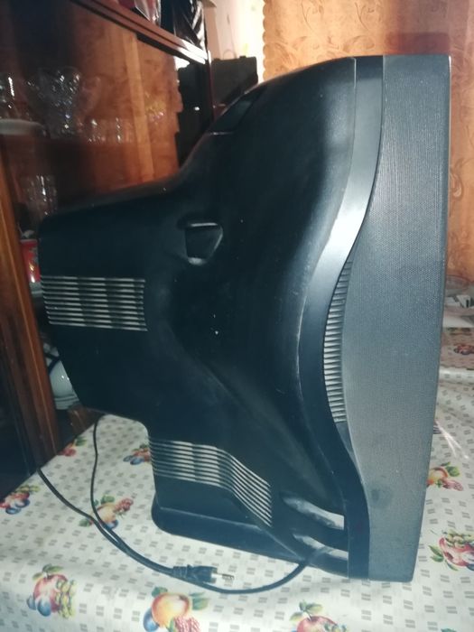 Телевизор Lj Golden Eye Supreme HEXAPORT SOUND ENGINE