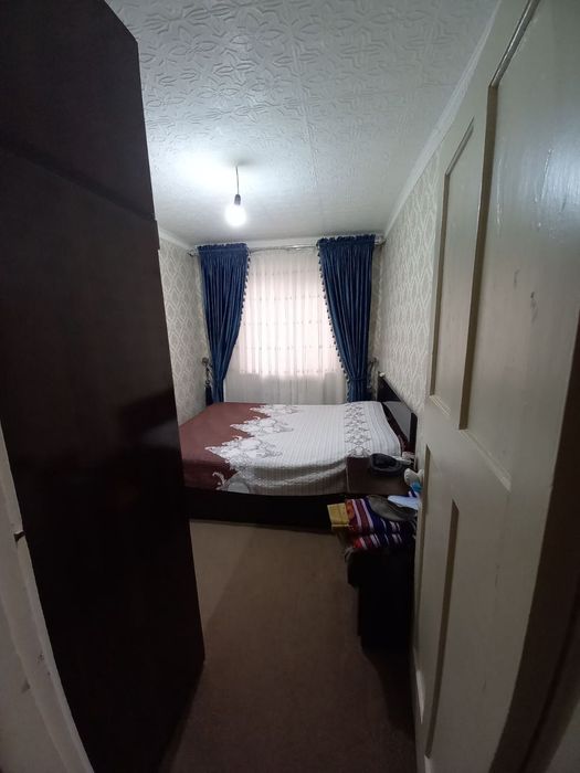 Продаётся в Чирчикe 3-квартира. 3 хонали уй сотилади ДВОРЕЦ старый БТИ