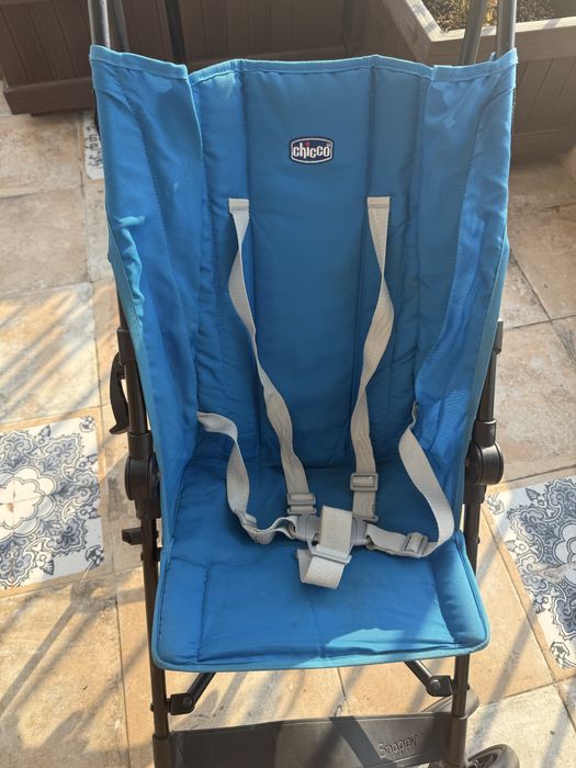 Детска сгъваема количка Chicco .