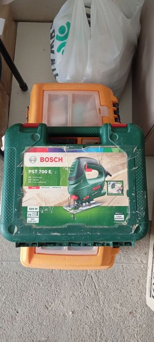 Электролобзик БОШ