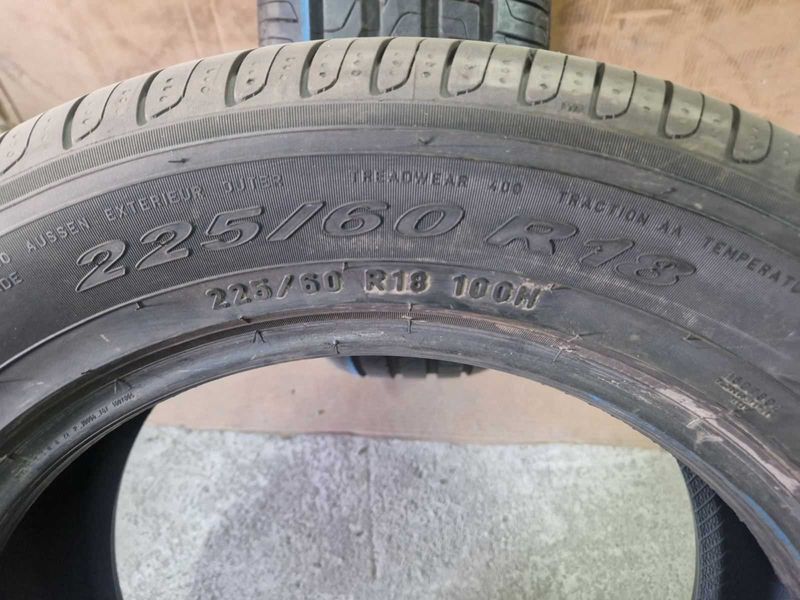 2 Pirelli R18 225/60
летни гуми 
DOT1218