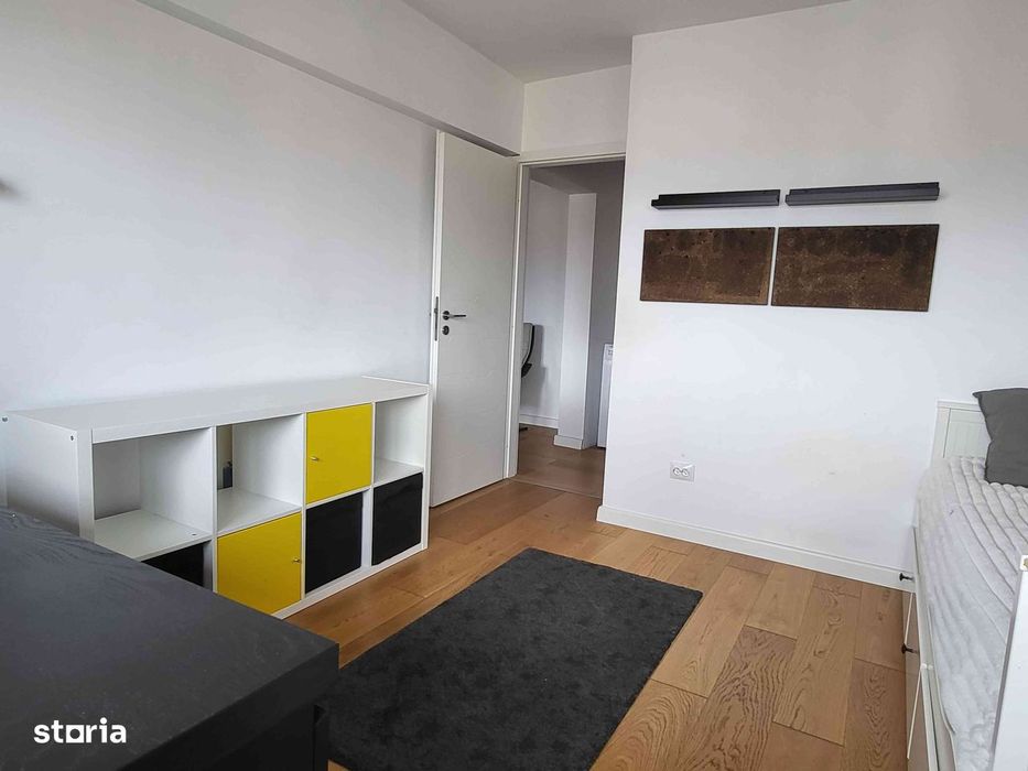 Apartament 3 camere, open space, luminos, vedere munți si Tâmpa.