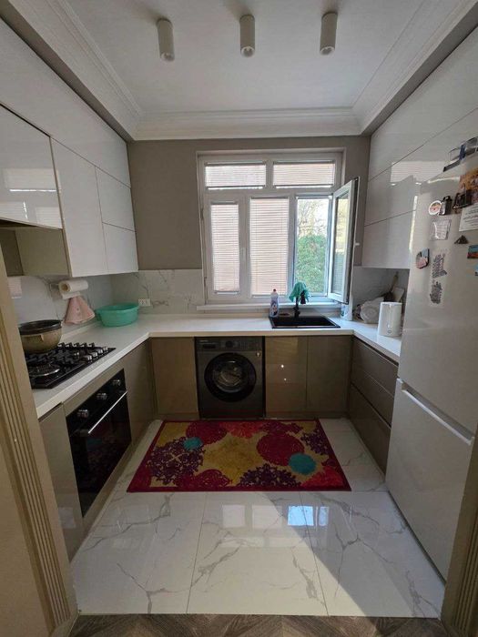 3комнатная квартира Ц4 корзинка Шедевр Кирпич 71м2 подвал ремонт КС