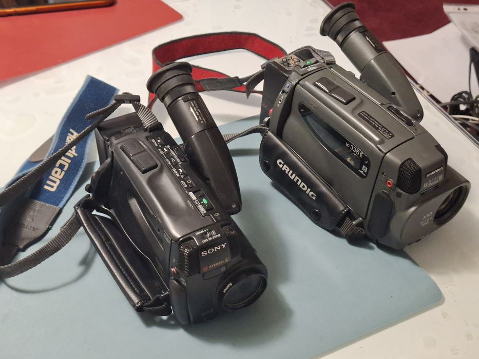 Sony +Grundig, 2 buc handycam Video8,pt piese,reparat sau colectie