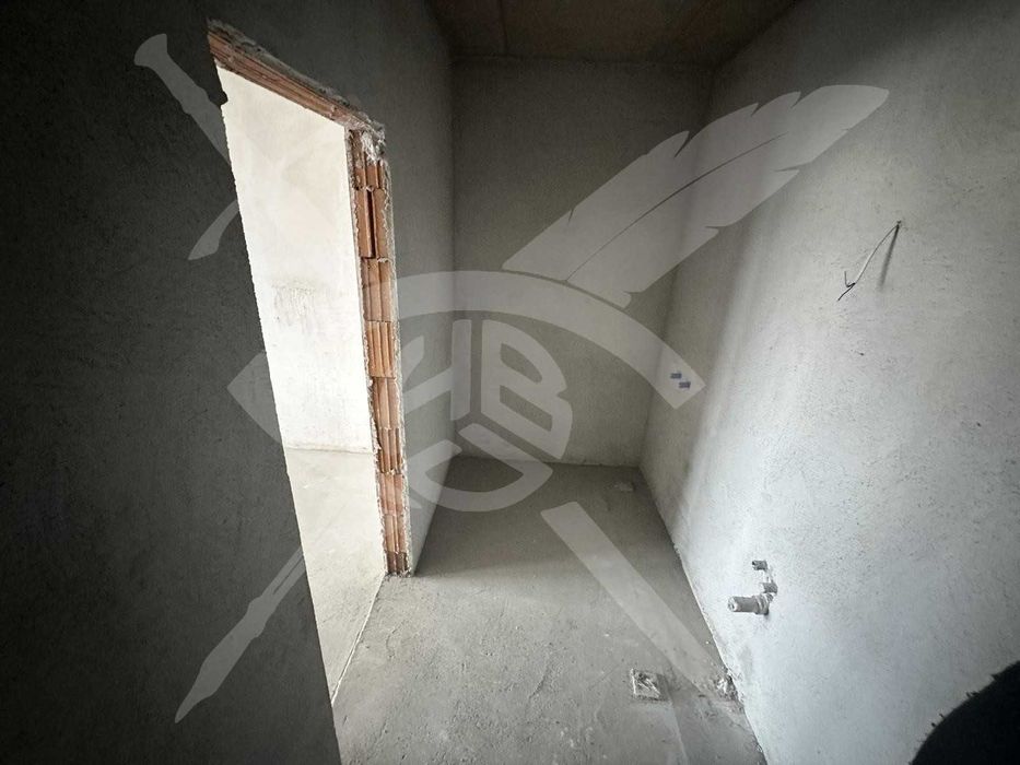 Продава се Тристаен апартамент в София, Хладилника - 119 кв.м за 1891 €/кв.м - Снимка #11