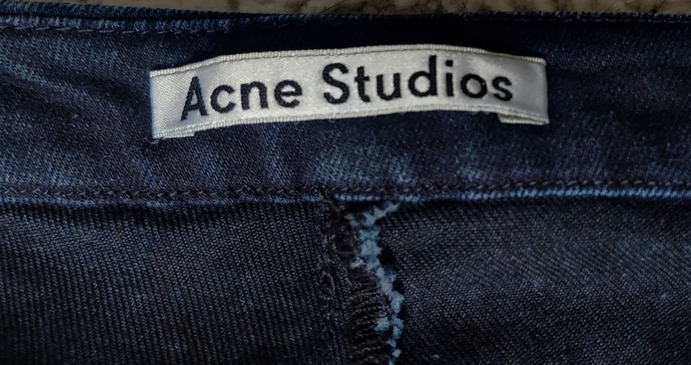 Blugi Acne Studio
