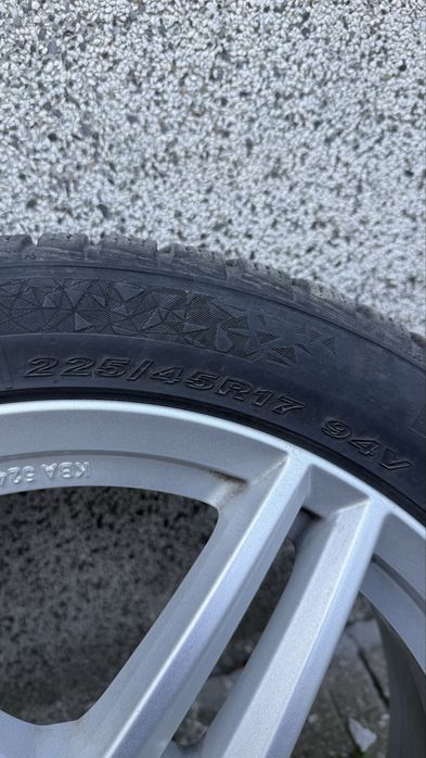 джанти и гуми  за Mercedes 17