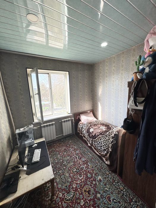 Продается 2 комнатная квартира.Бектемирский район, ул Хусайн Байкаро