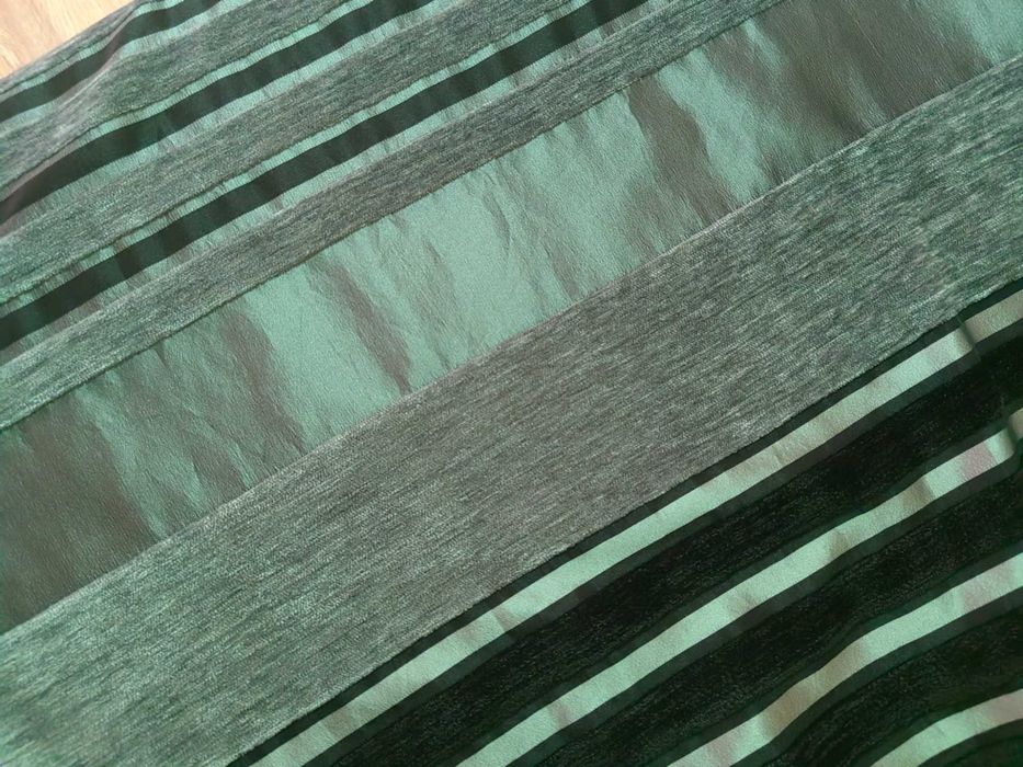 Перде от две части