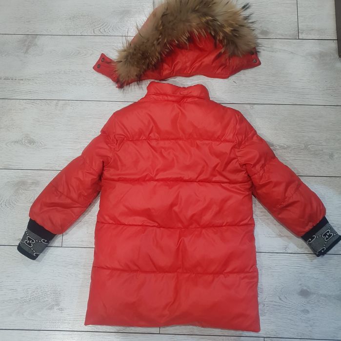 Зимний пуховик на девочку