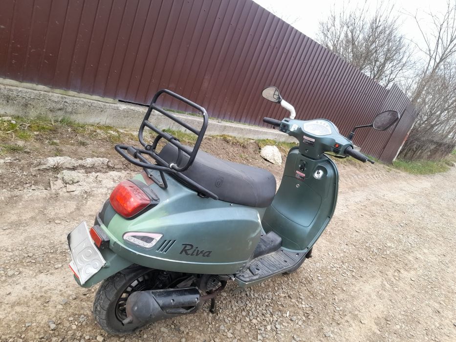 Scuter  49 cc 4t