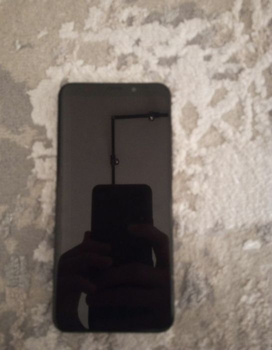 Продаю смартфон Xiaomi redmi 5 3/32gb