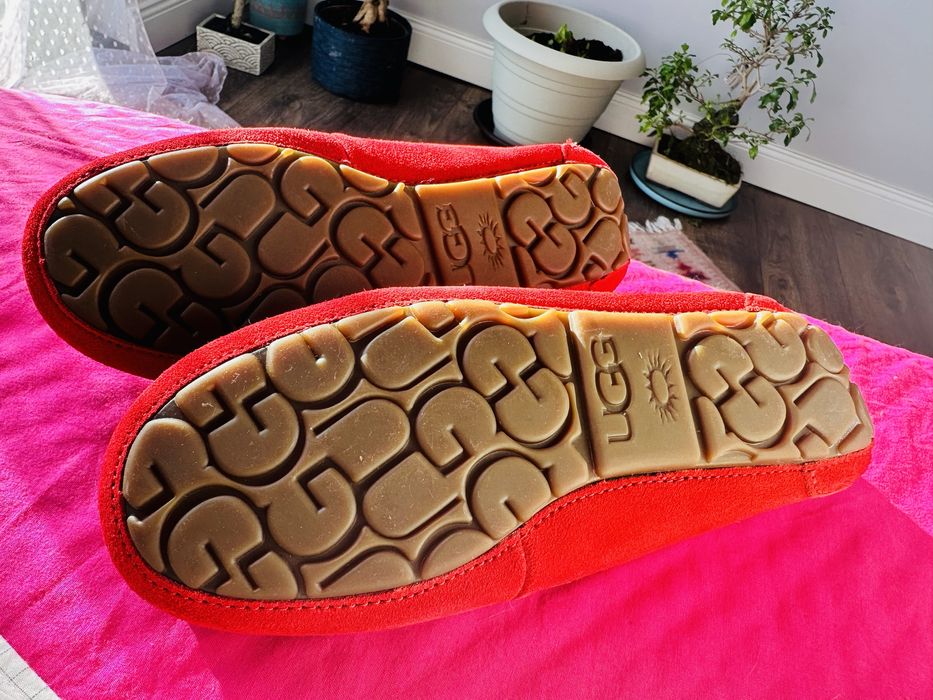 Ugg originali blana si piele naturala Papuci de casa