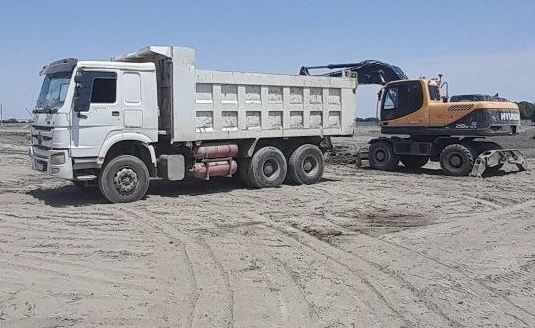 Howo 25 тонналик срочно сотилади