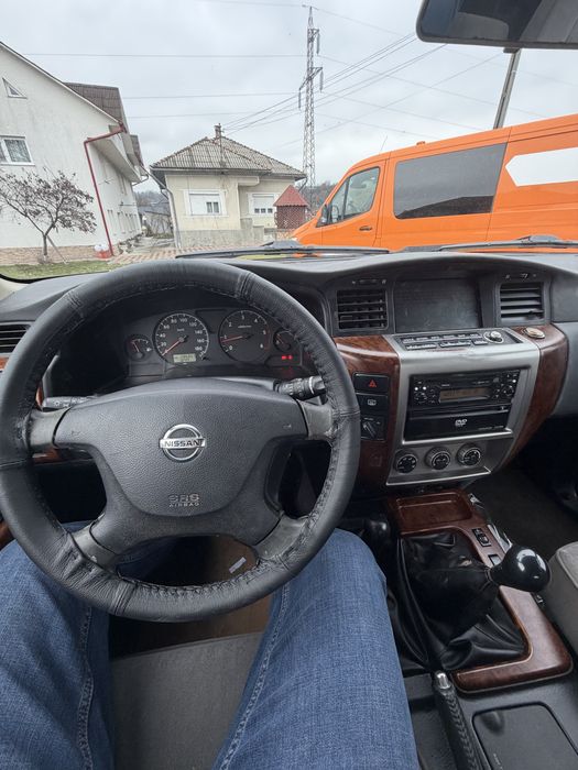 Nissan patrol y61 gu4