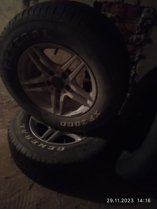 Продам диски с летней резиной