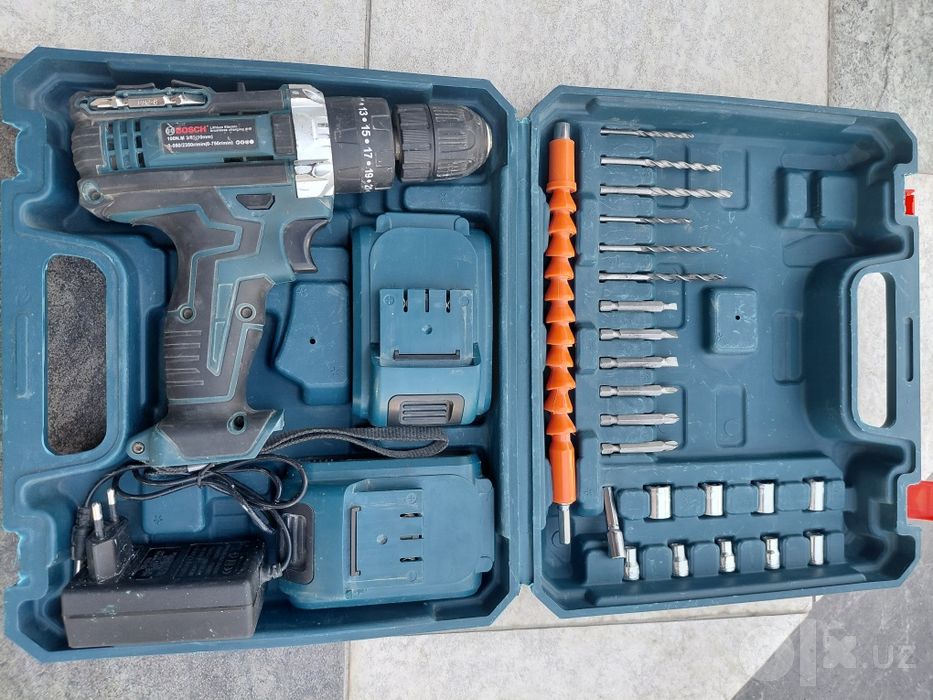 Шуруповёрт BOSCH.