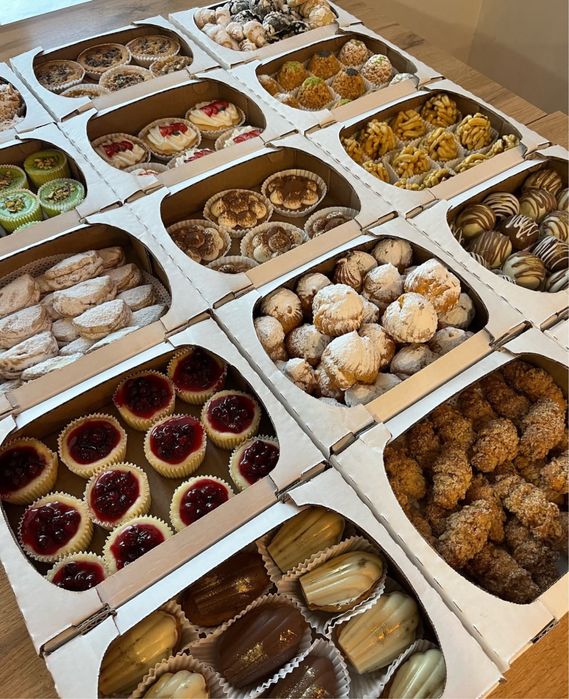 Пироги торты пирожные рулеты трайфлы