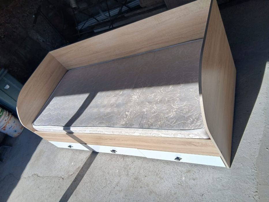 Продается кровать!