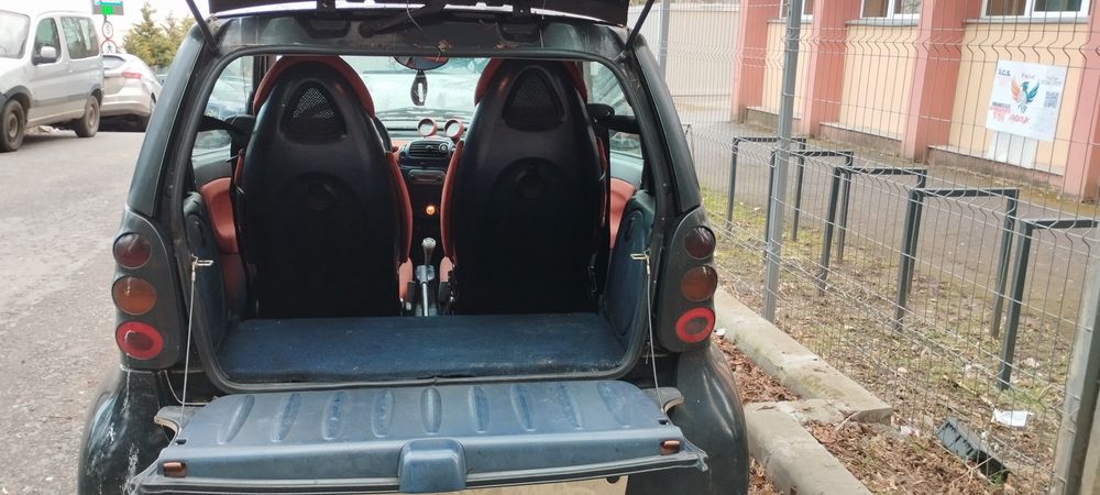 Se vinde Smart City-coupe