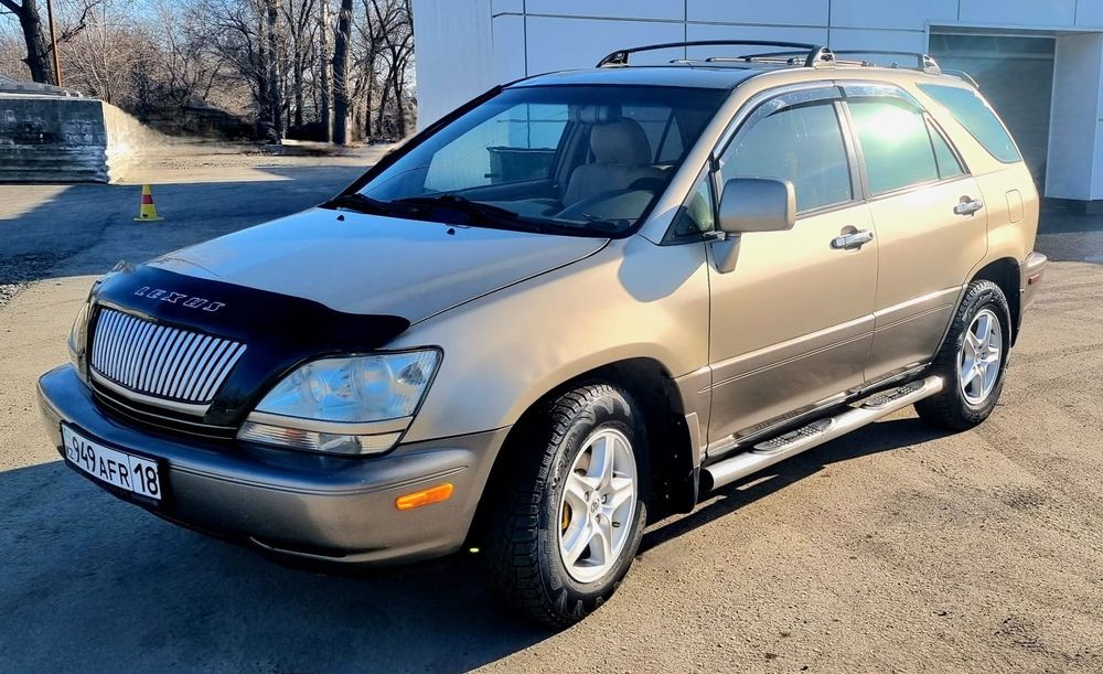 Продам лексус rx 300