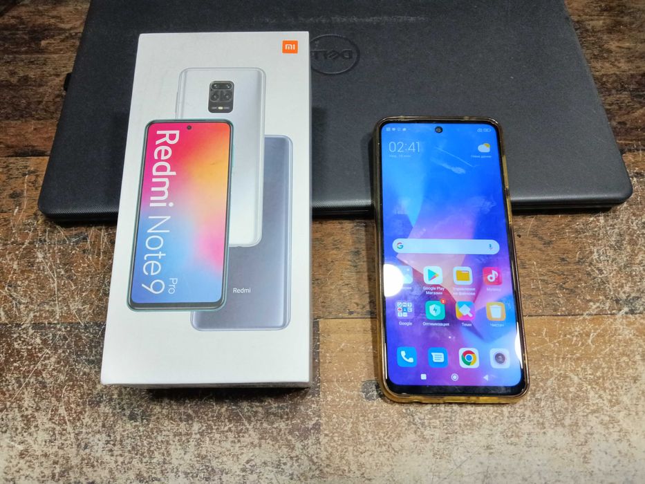 Продавам използван GSM Redmi Note 9 Pro
