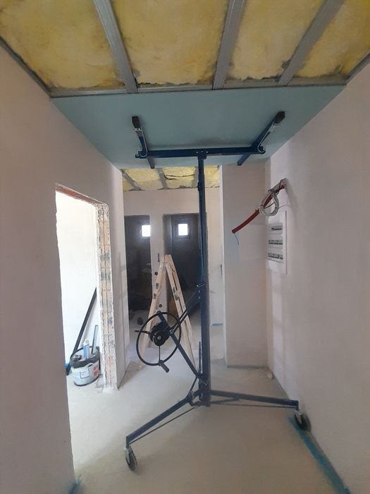 Под наем. Варна. Повдигач за гипсокартон 11лв.

Цената е за ден

Изиск