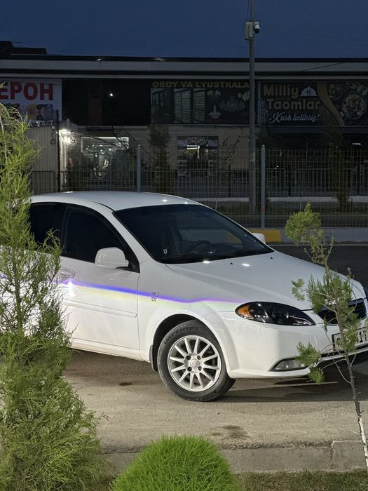 Gentra ( Jentra ) sotiladi xolati juda zor