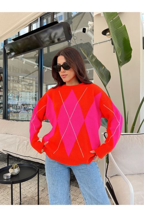 Дамски пуловер в оранжево и розово