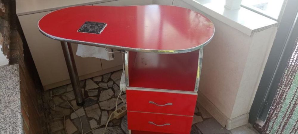 Stol stul detskiy  350.000 so’m kelishamiz
