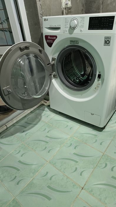 Продаётся стиральная машина "LG" 6kg