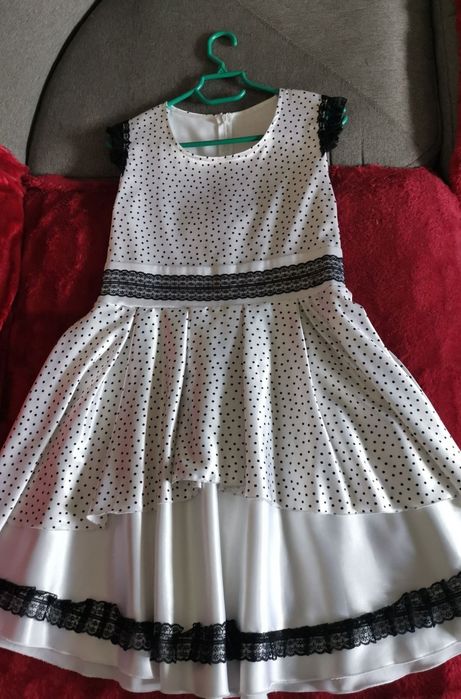 Платье на девочку, 10-12 лет, +подарки