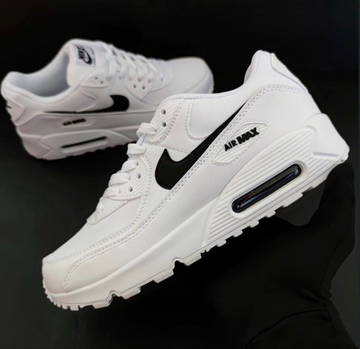 Nike Air Max обувки