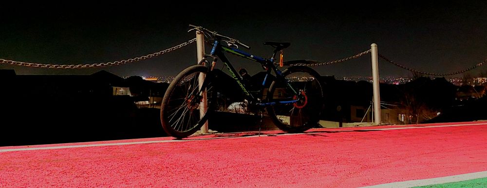 Синий велосипед MTB