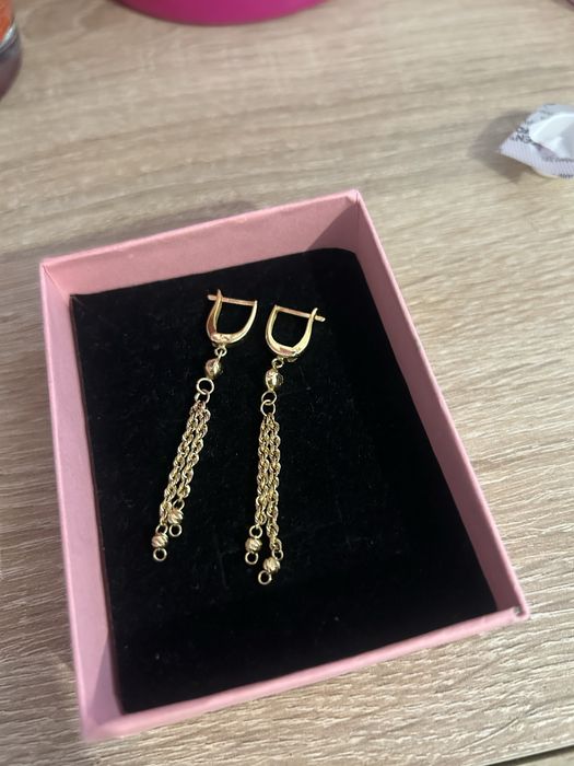 Vand cercei de aur lungi cu lantisor