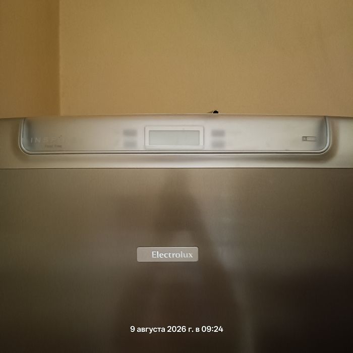 Electrolux продам холодильник