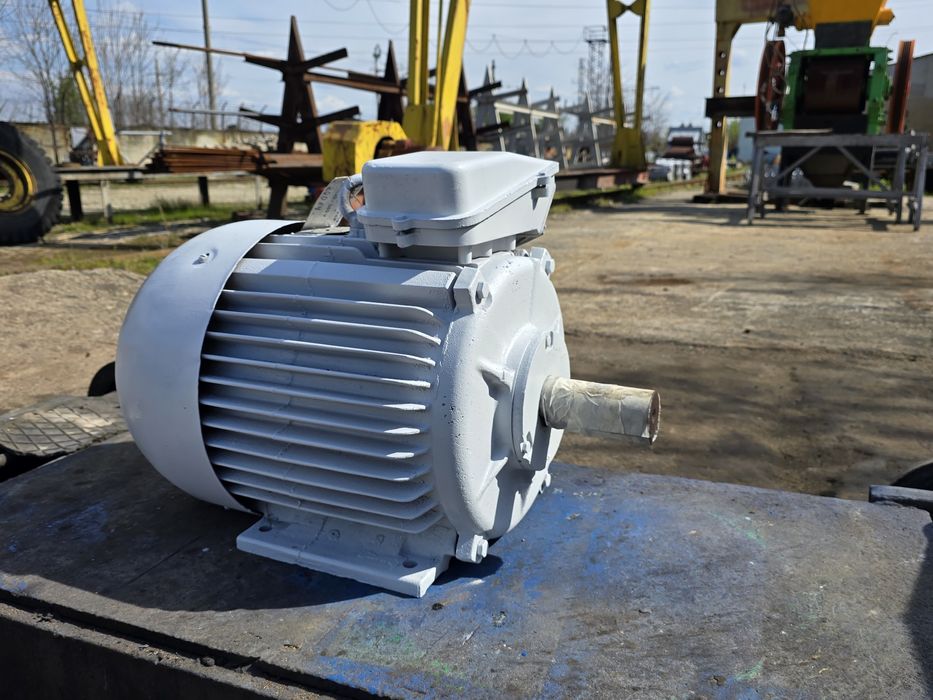 Асинхронен Ел. Двигател / Електромотор - 22квт / 1480 / 985 об.мин