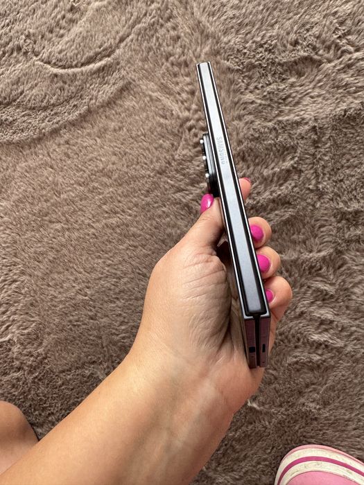 Samsung Z Fold 7, 17 cicluri baterie ,256gb