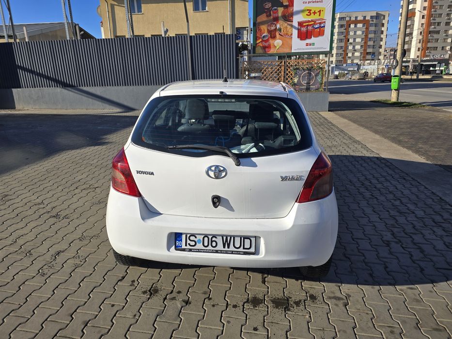Yaris  toyota  unic propietar