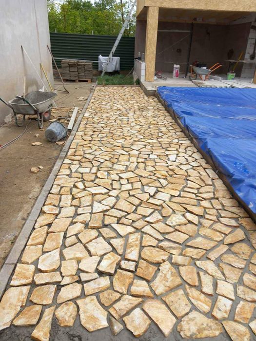 Piatra naturala de munte + montat in toata tara si transport