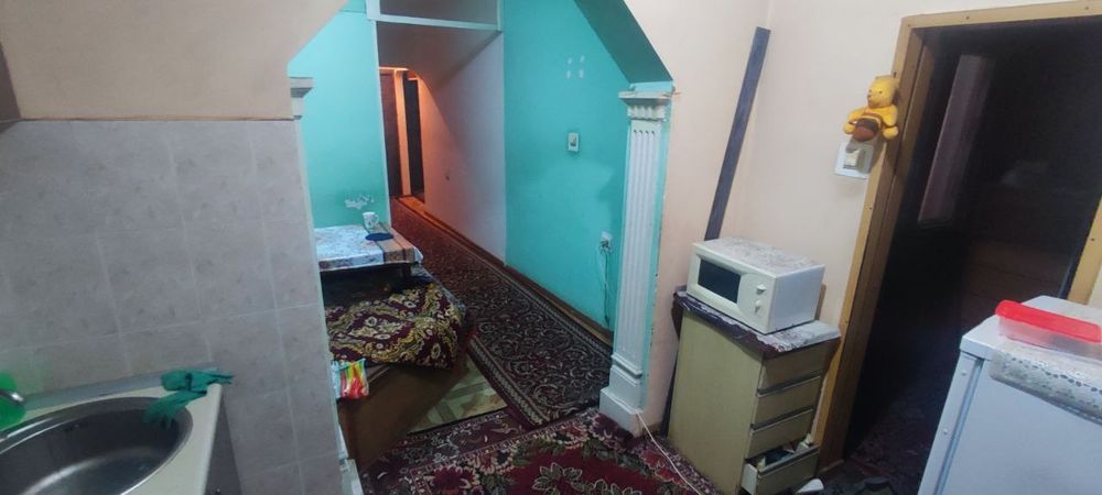 Продаётся квартира 4/4/5 в Сергели 4  не торцевая