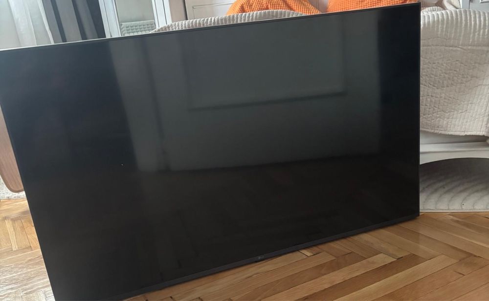 LG Smart TV 43” 4K UHD
