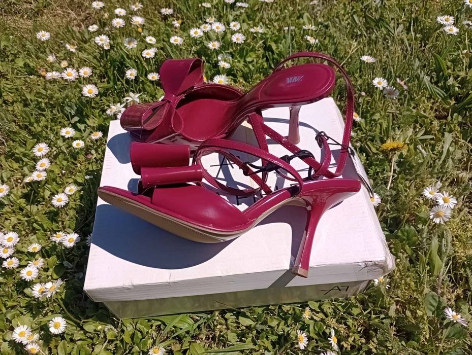 Червени сандали Zara, 39