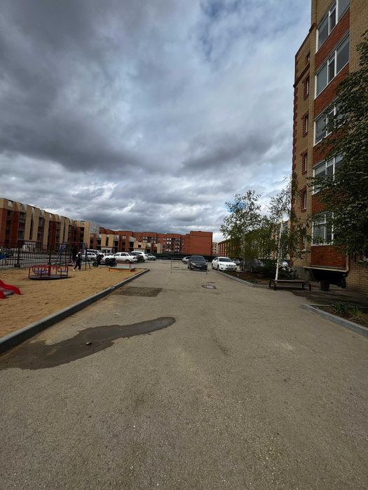 Продам 2х комн кв Батыс ЖК Алем