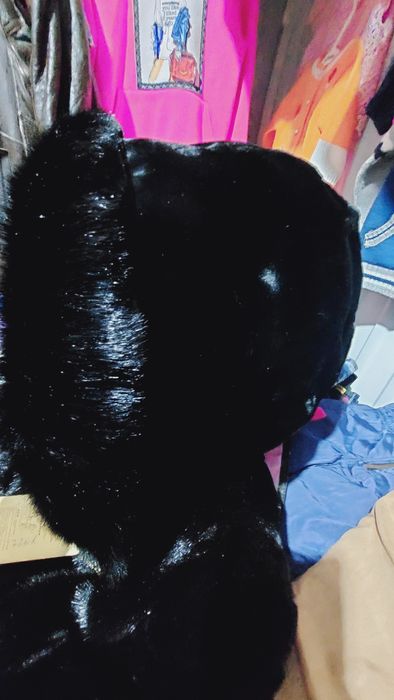 Продам новую шубу