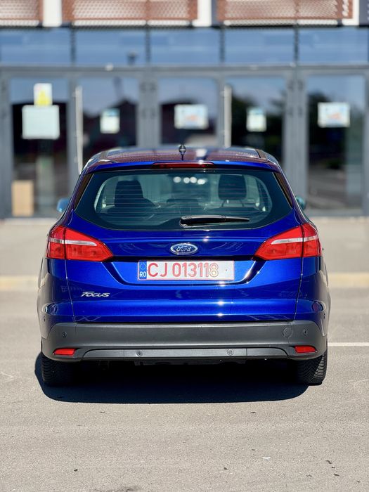 FORD Focus 2015 — imagine 5