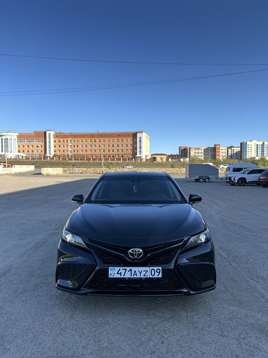 Toyota Camry 75 (2022)